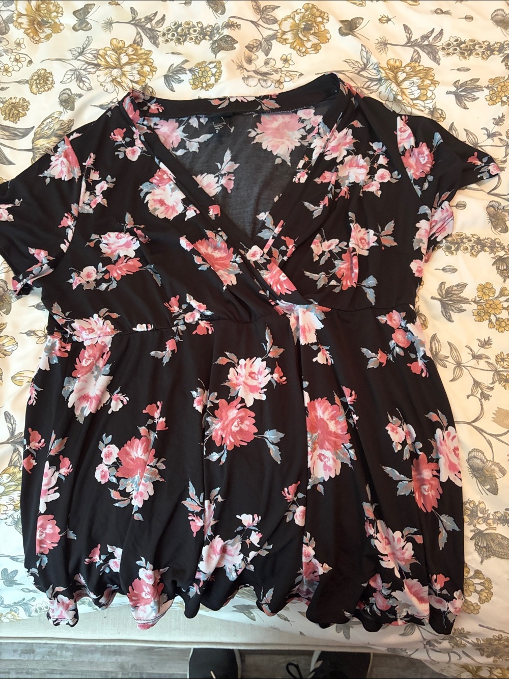 Torrid Women’s Floral Wrap-Style Black Top with Pink Roses